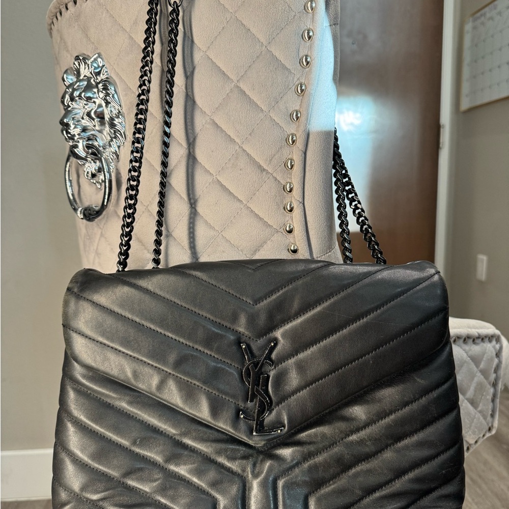 Saint Laurent Quilted Chevron Leather Shoulder Bag in Black - Picture 11 of 12